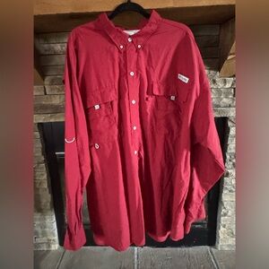 Red Columbia Omni shade button down